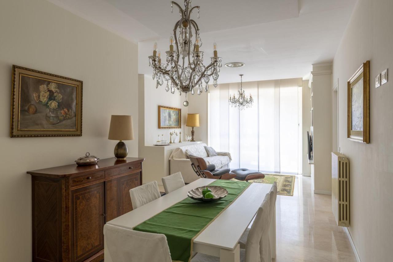 Casa Lazzarini Luxury Apartment Pesaro Exterior foto