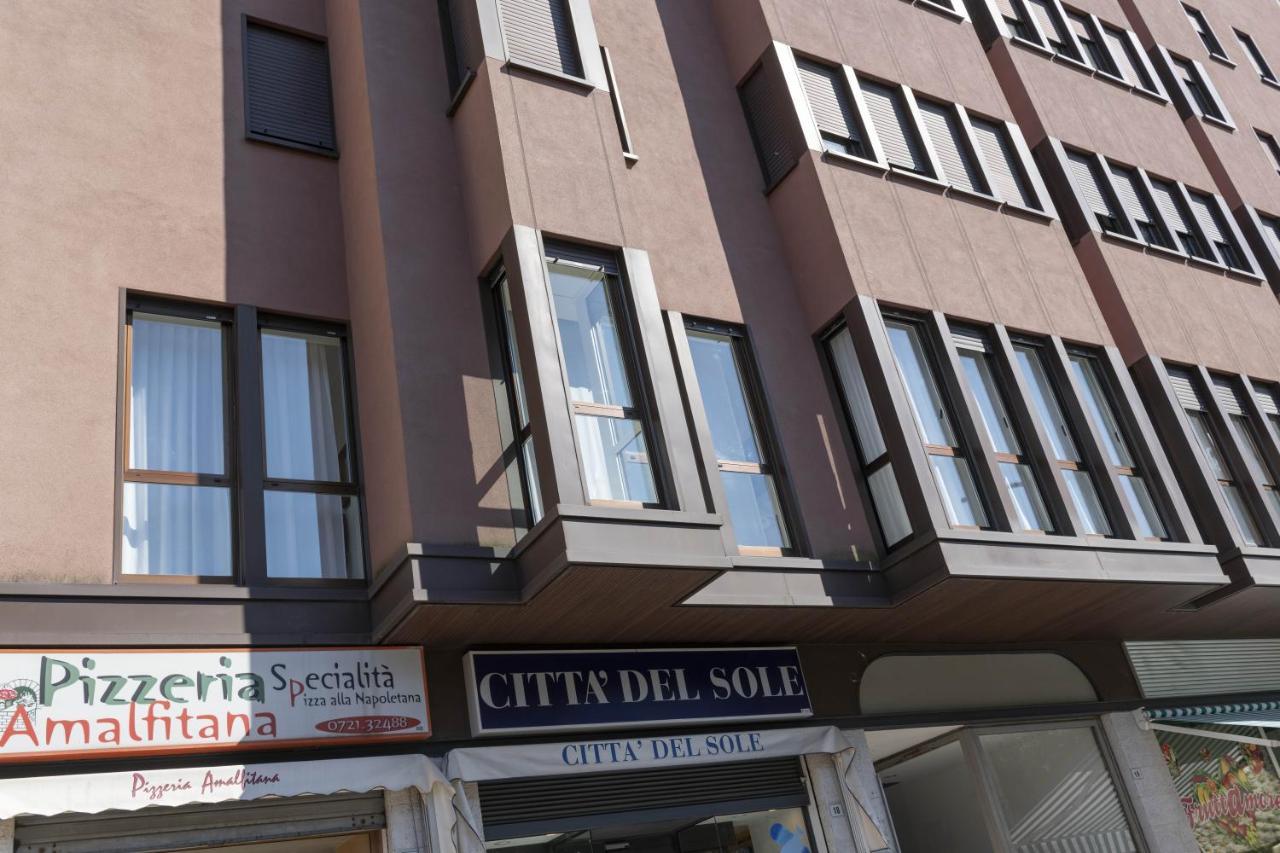 Casa Lazzarini Luxury Apartment Pesaro Exterior foto